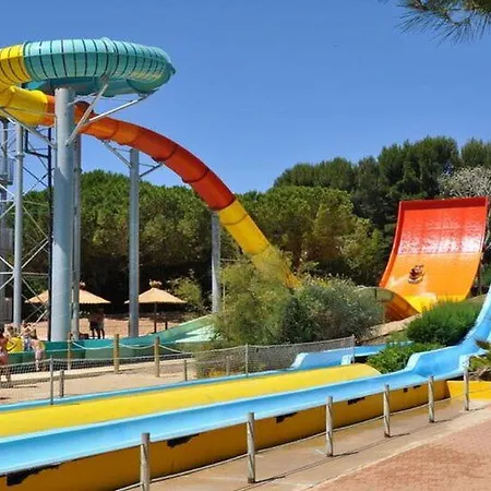 Manon A2 Proximite Avec Terrasse Et Parking דירה *