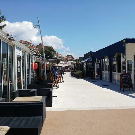 Manon A2 Proximite Avec Terrasse Et Parking דירה לה לק