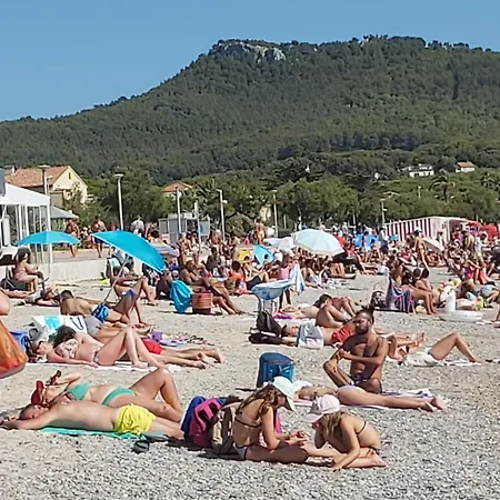 Manon A2 Proximité Avec Terrasse Et Parking * Les Lecques