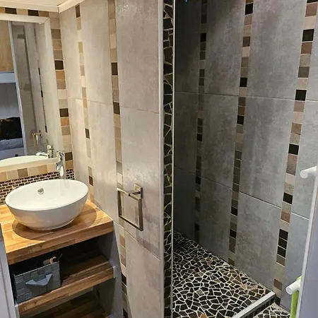 Manon A2 Proximité Avec Terrasse Et Parking Les Lecques