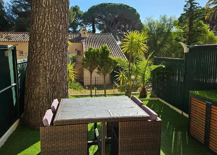 Manon A2 Proximite Avec Terrasse Et Parking Les Lecques