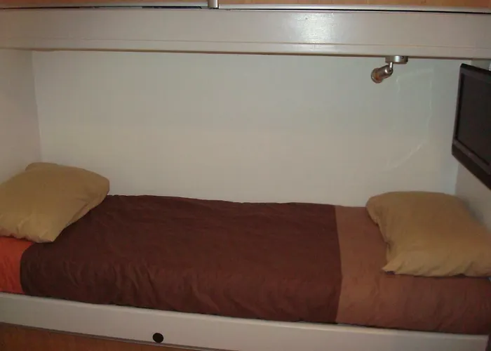 Manon A2 Proximite Avec Terrasse Et Parking Apartman