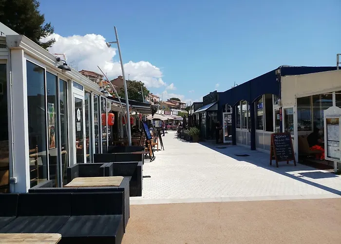 Manon A2 Proximite Avec Terrasse Et Parking Apartman Les Lecques